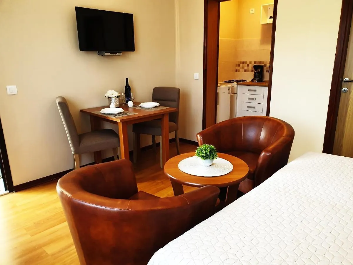 Apartments Zrinka 793 Poreč 0*,  Kroatien