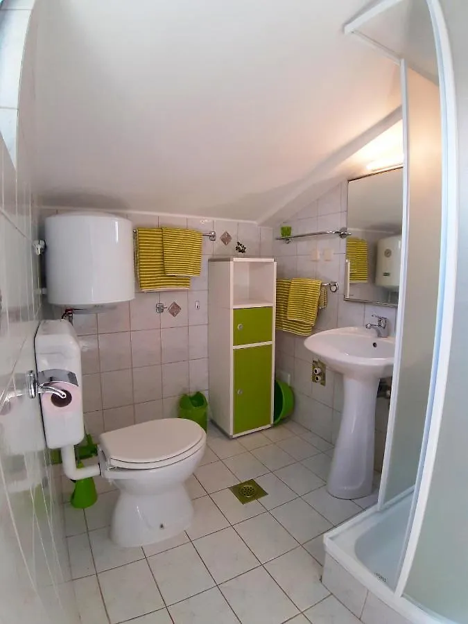 Apartments Zrinka 793